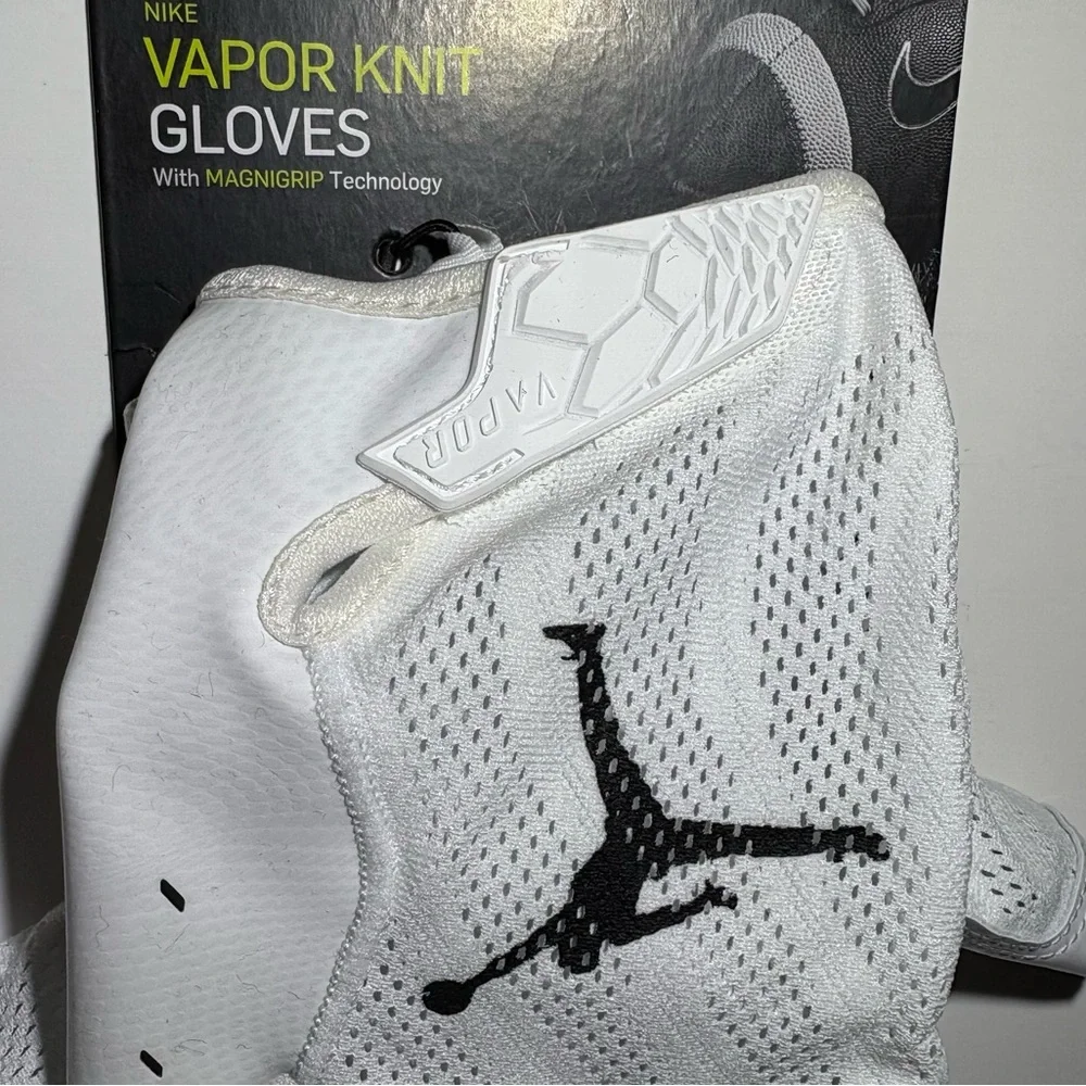 Nike Air Jordan NFL Superbad Elite Padded Football Gloves CK3023-102 size 3XL